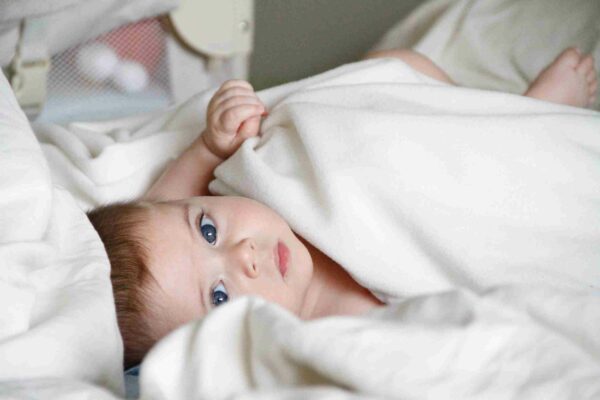 Communication Intuitive avec les bébés humains et enfants